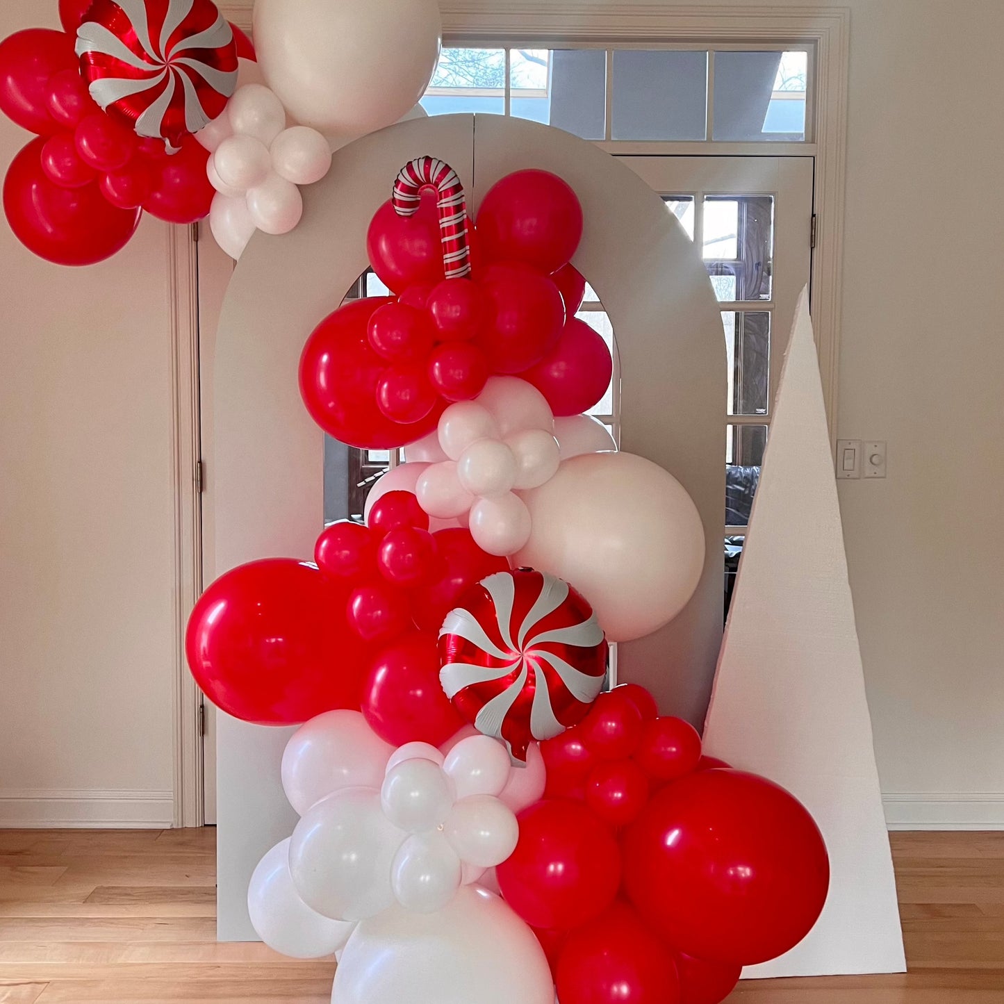 Candy Cane Balloon Garland Kit